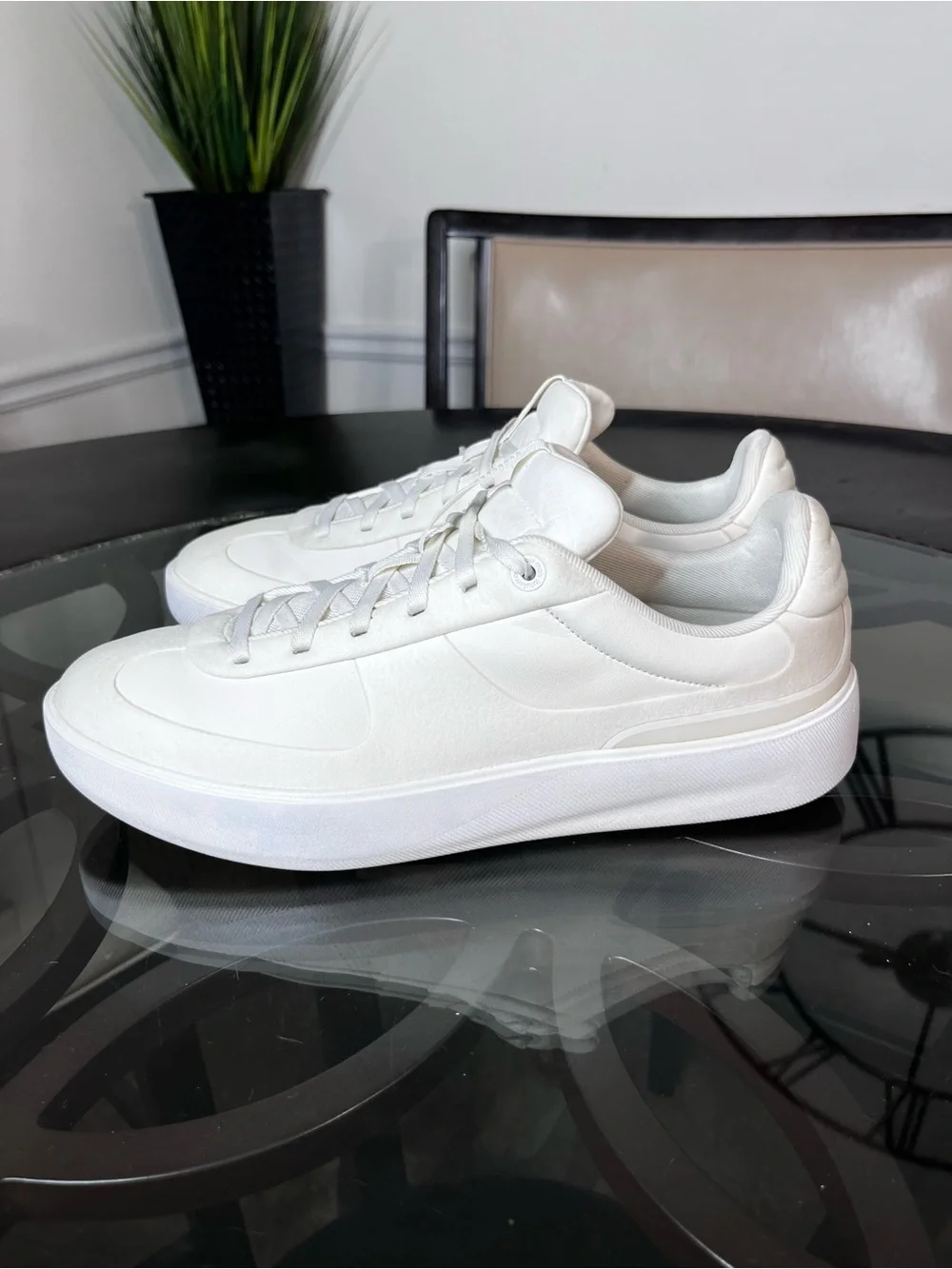 Lululemon Men's Cityverse Sneakers White Leather Sz 12